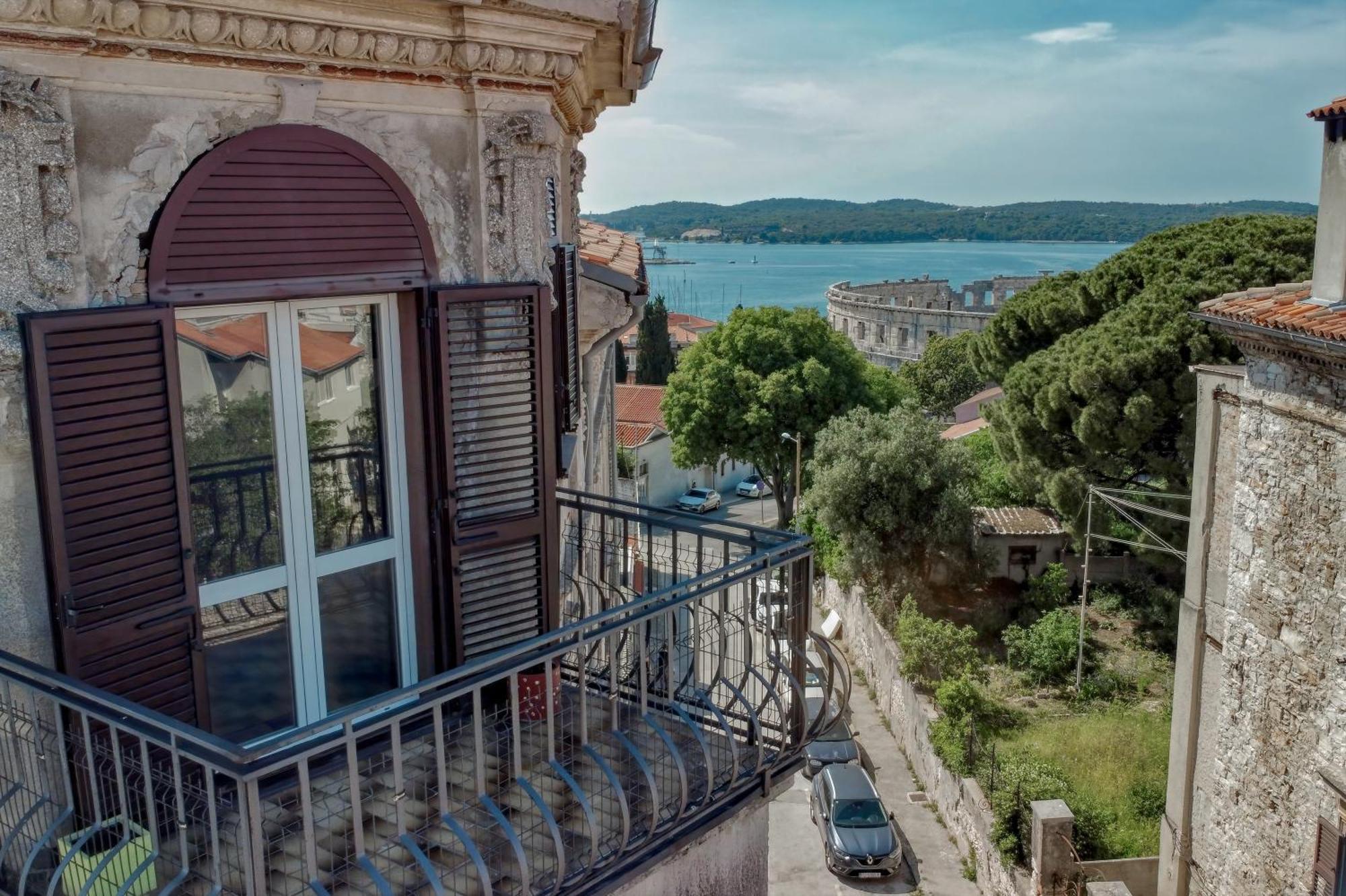 Apartment Seagull Pula Bagian luar foto